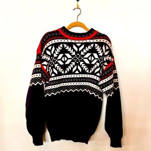 vintage Pendleton pullover sweater. The classic Fair Isle pattern is timeless EC